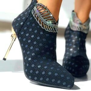 Graphic Rhinestone Decor Stiletto Heel Ankle Boot